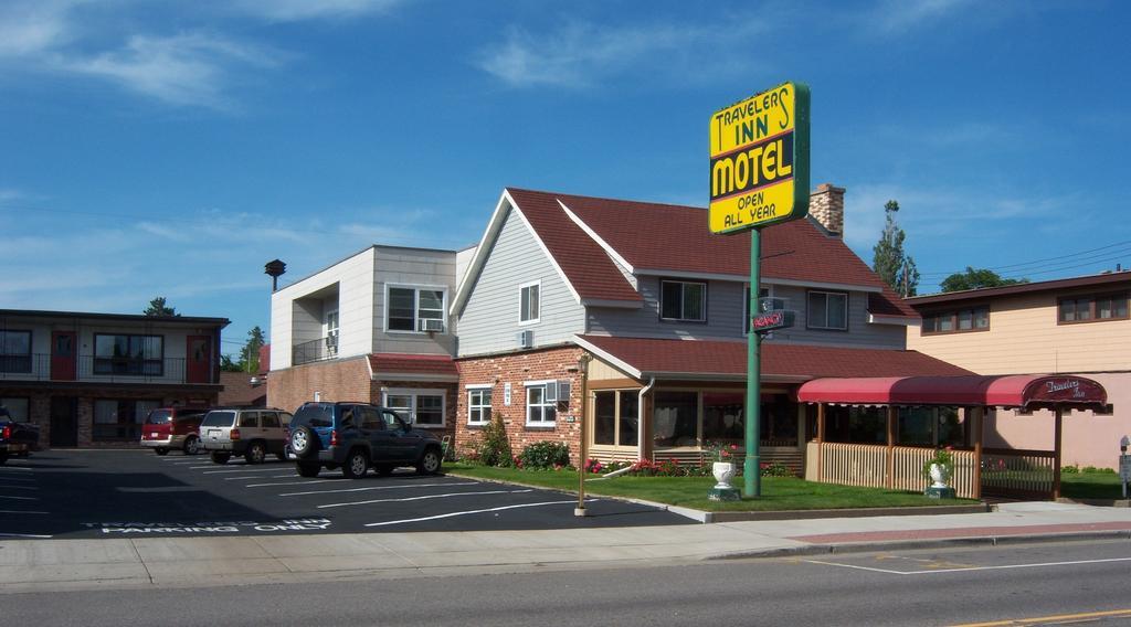 Travelers Inn Motel Eagle River Bagian luar foto